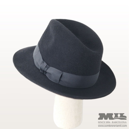 Sombrereria Mil's handmade fedora fur felt hat back side