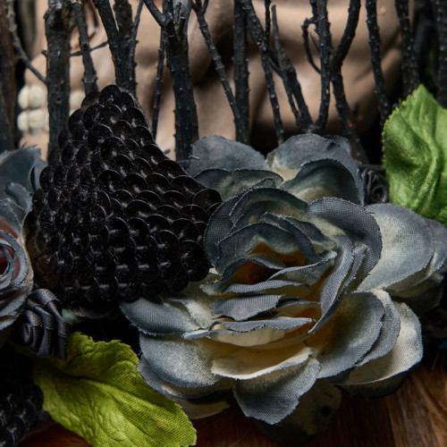 Druidic fascinator detail 1